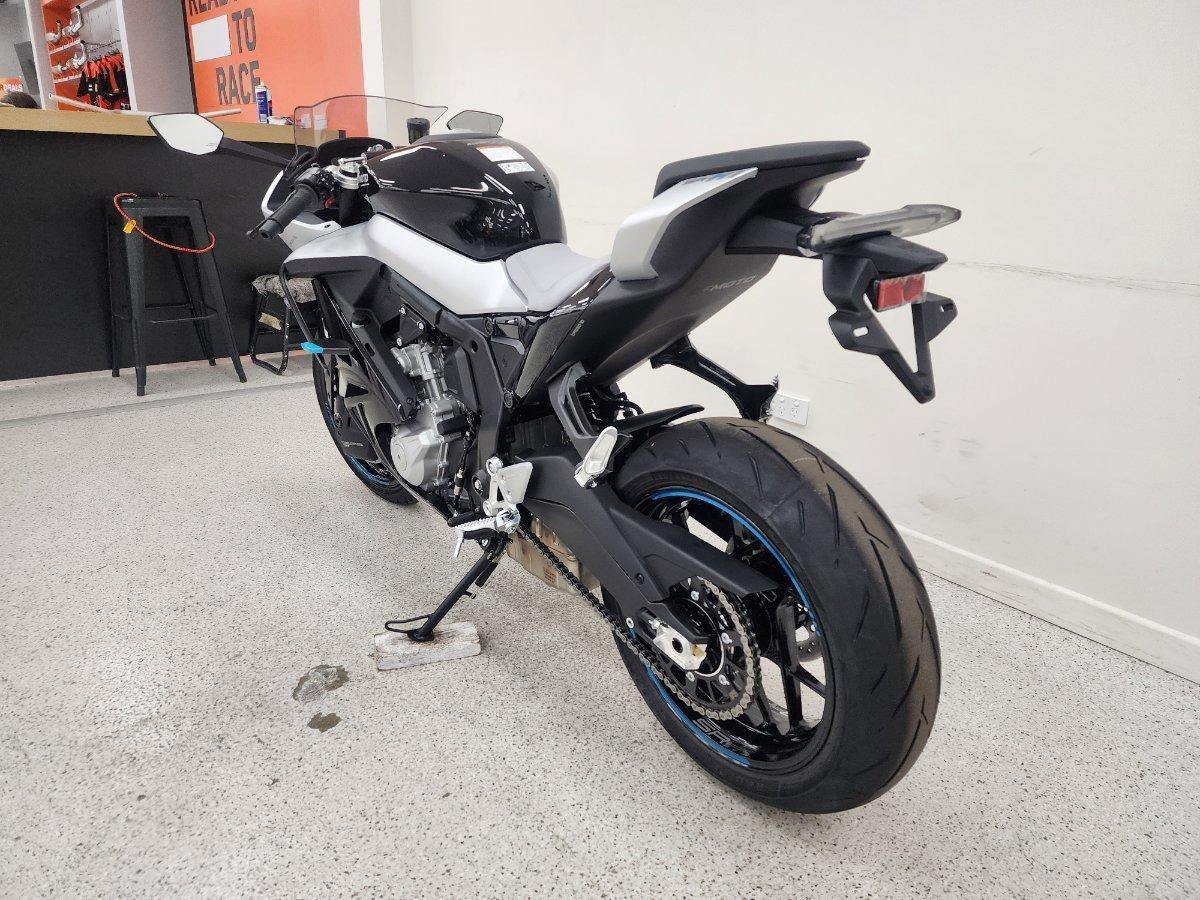 2026 CF MOTO 675 SR-R SPORTS