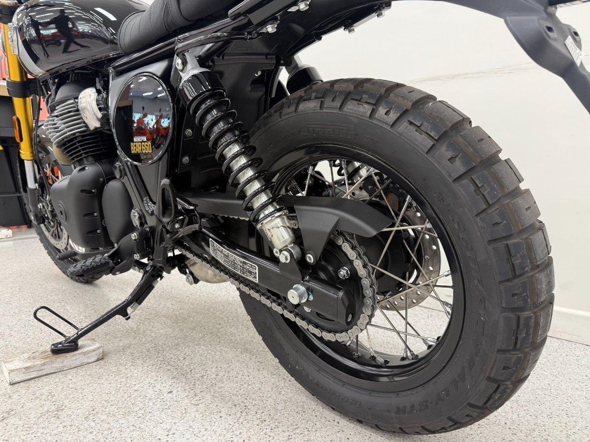 2026 ROYAL ENFIELD BEAR 650 ROAD