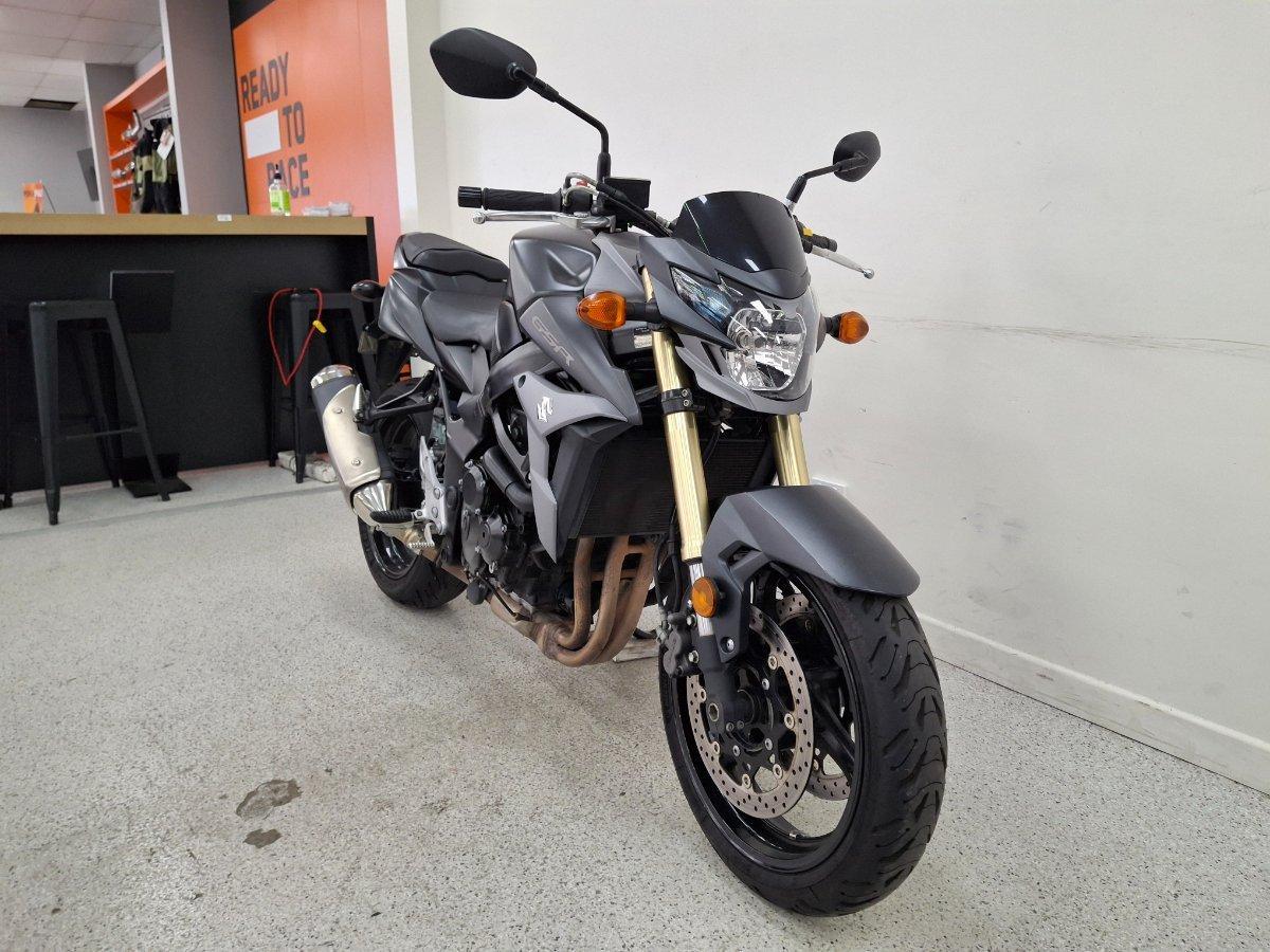 2016 SUZUKI GSR750 ROAD