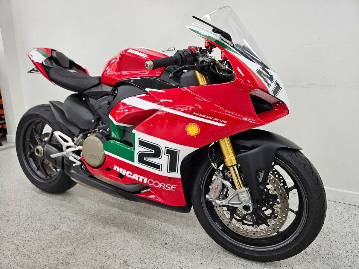 2022 DUCATI PANIGALE V2 BAYLISS 20TH ANNIV SPORTS