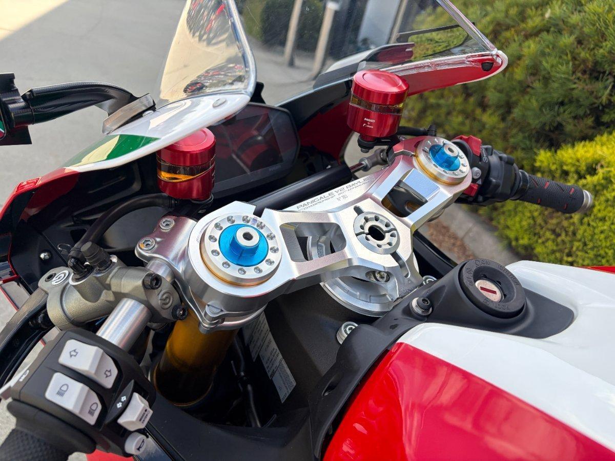 2022 DUCATI PANIGALE V2 BAYLISS 20TH ANNIV SPORTS