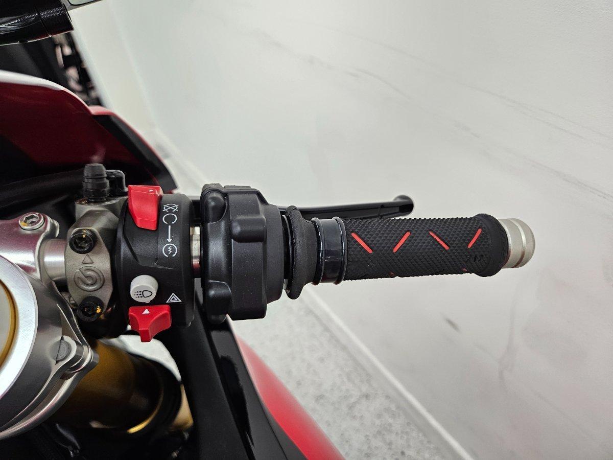 2022 DUCATI PANIGALE V2 BAYLISS 20TH ANNIV SPORTS