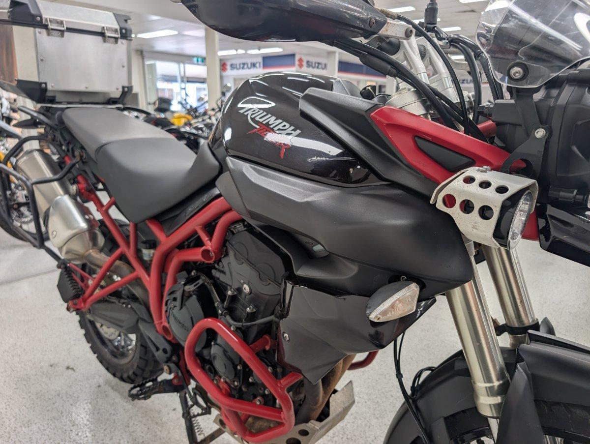 2014 TRIUMPH TIGER 800 XC ABS DUAL SPORTS