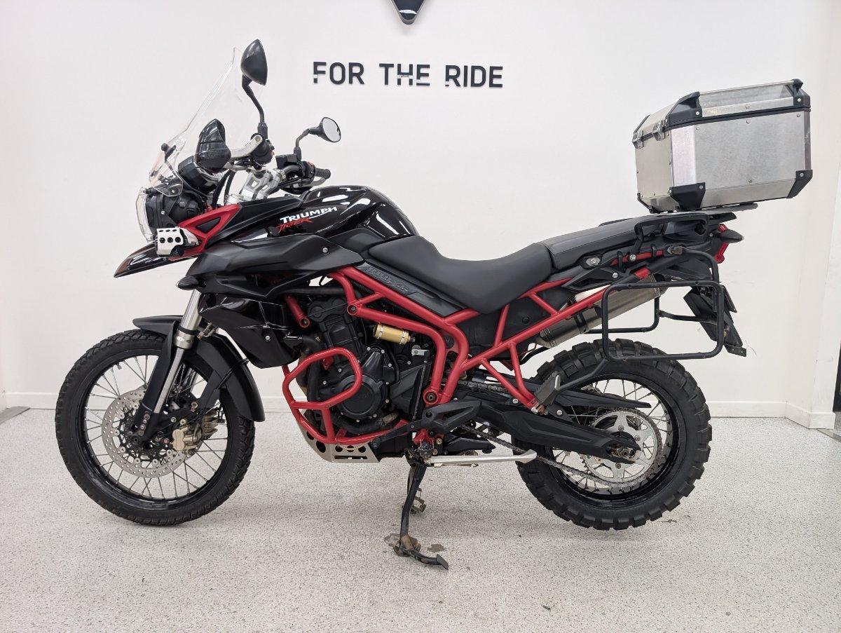 2014 TRIUMPH TIGER 800 XC ABS DUAL SPORTS