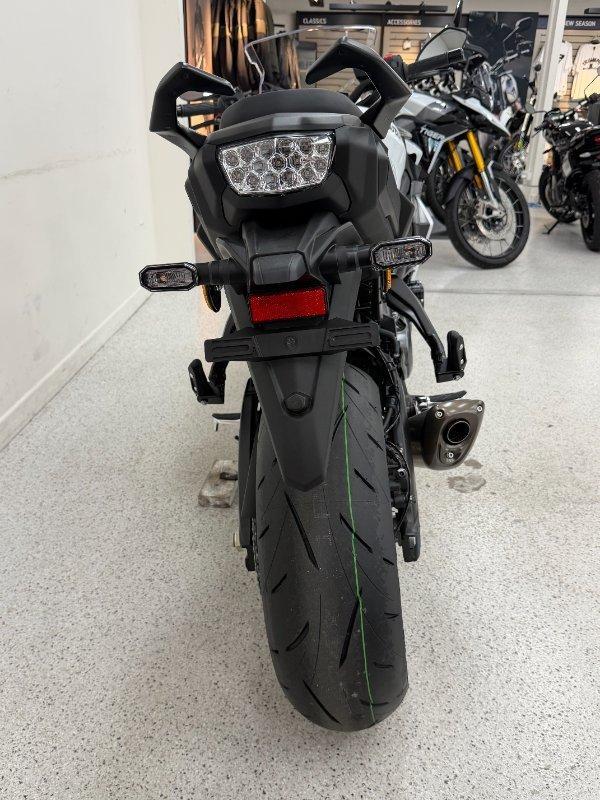2026 SUZUKI GSX-S1000GT ROAD
