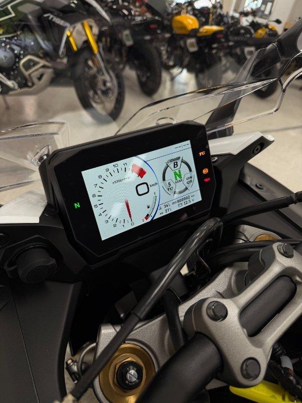 2026 SUZUKI GSX-S1000GT ROAD