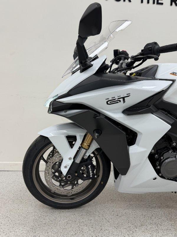 2026 SUZUKI GSX-S1000GT ROAD