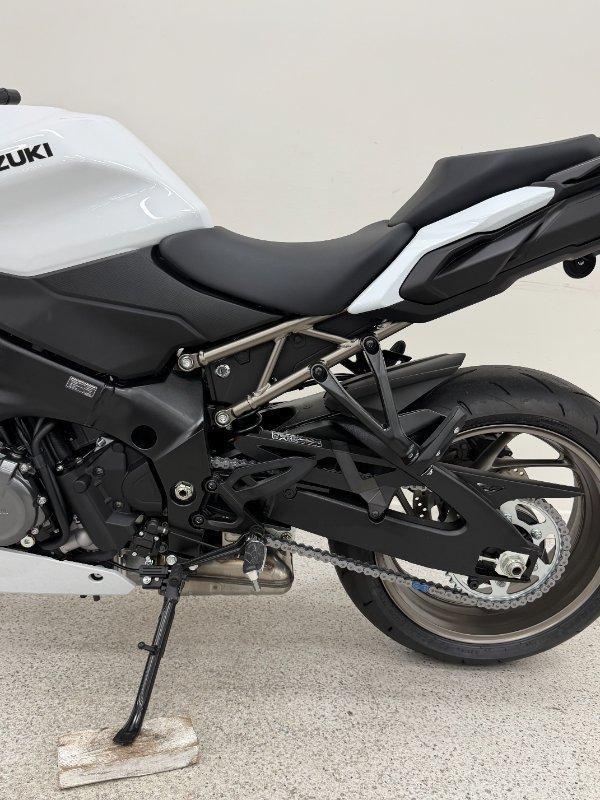 2026 SUZUKI GSX-S1000GT ROAD