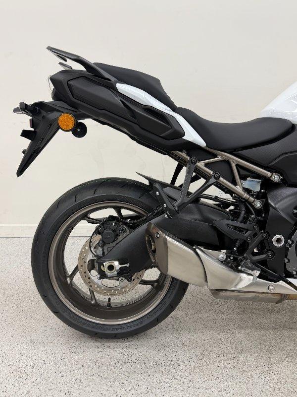 2026 SUZUKI GSX-S1000GT ROAD