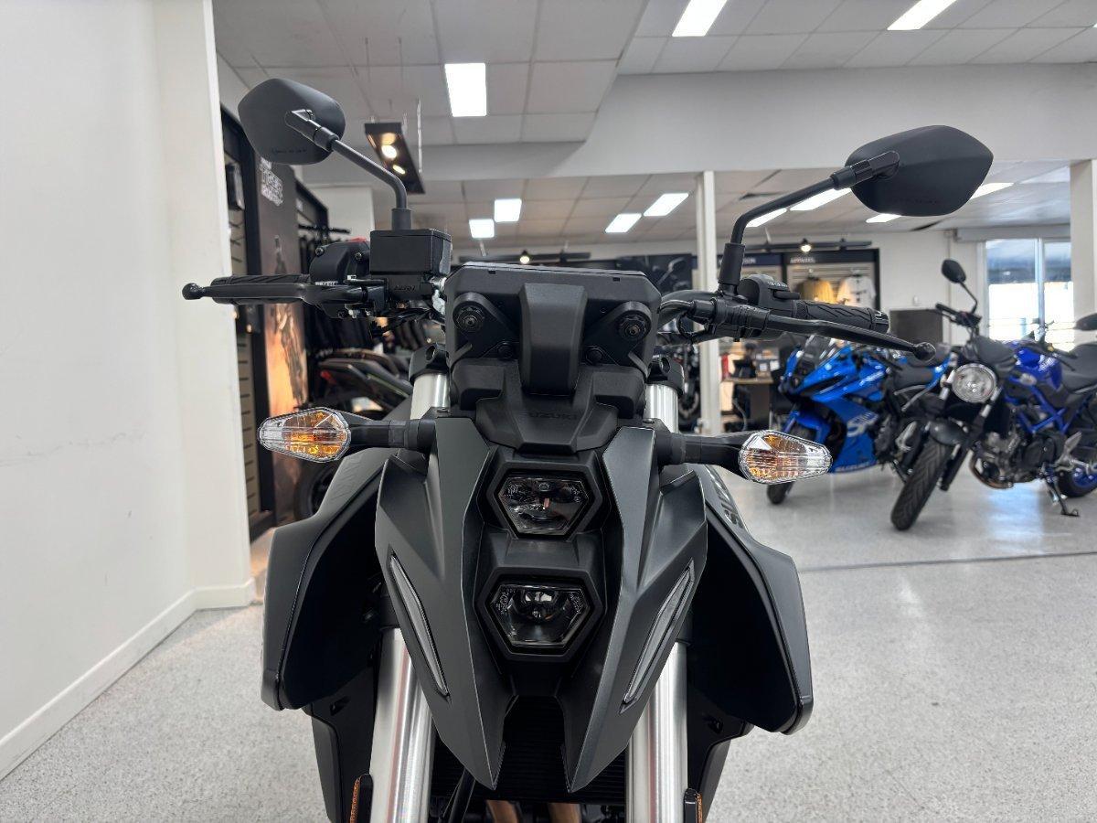 2026 SUZUKI GSX-8S ROAD