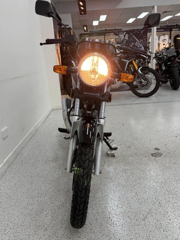 2019 HONDA CB125E ROAD