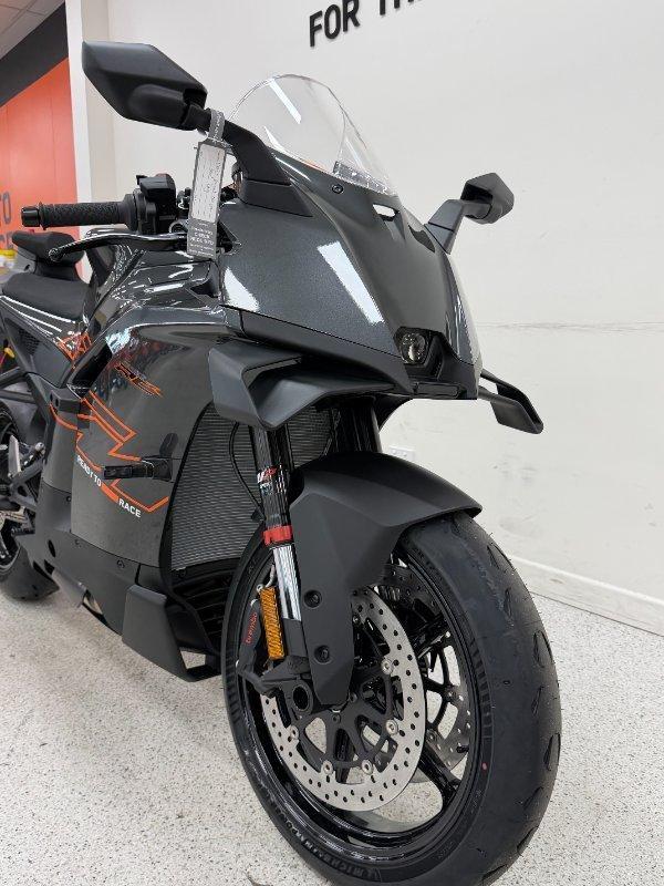 2026 KTM 990 RC R SPORTS