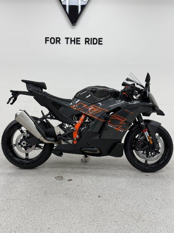 2026 KTM 990 RC R SPORTS