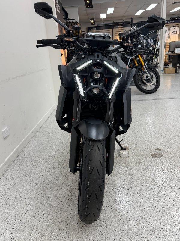 2026 KTM 1390 SUPER DUKE R SPORTS