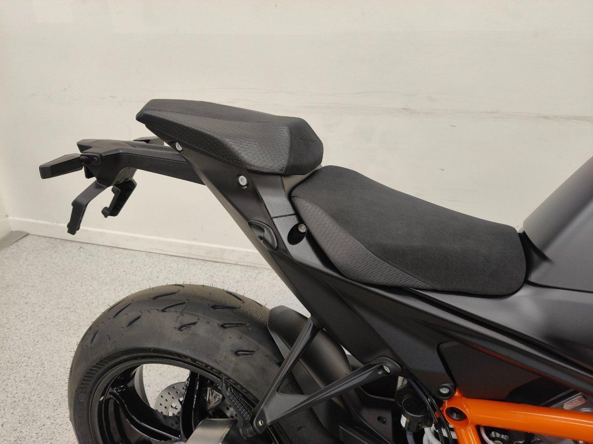 2026 KTM 1390 SUPER DUKE R EVO SPORTS