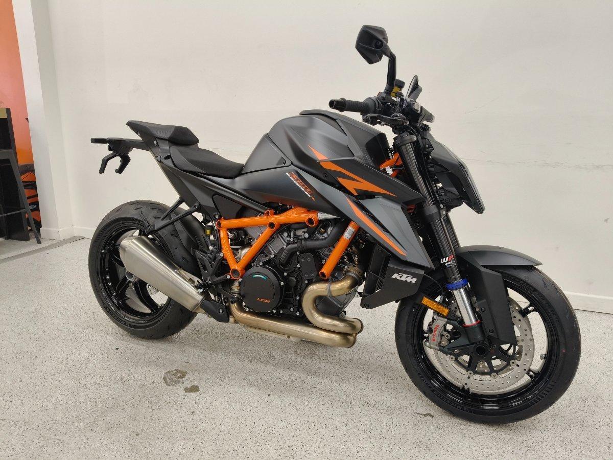 2026 KTM 1390 SUPER DUKE R EVO SPORTS