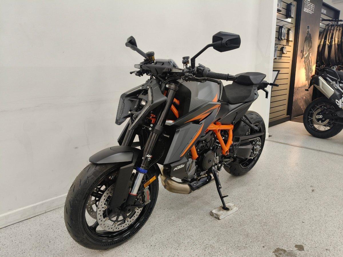 2026 KTM 1390 SUPER DUKE R EVO SPORTS