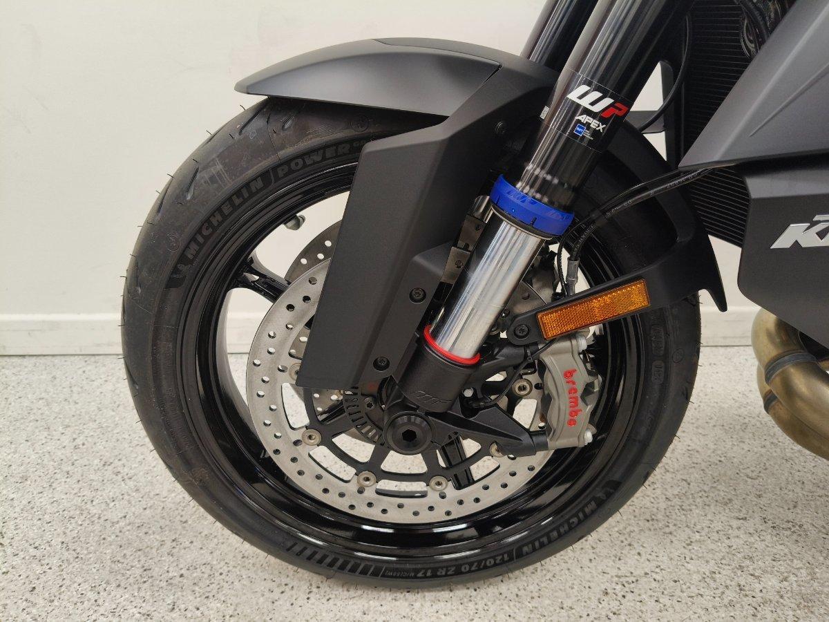2026 KTM 1390 SUPER DUKE R EVO SPORTS
