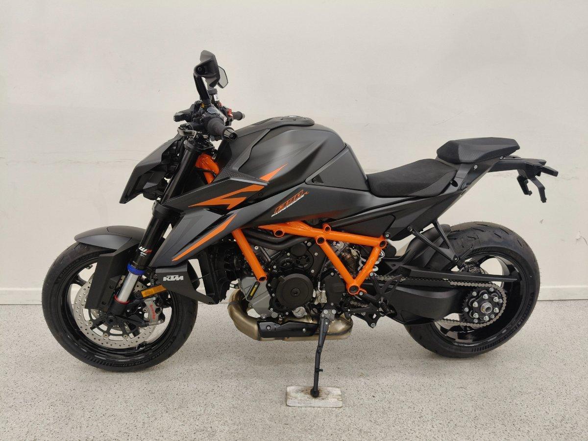 2026 KTM 1390 SUPER DUKE R EVO SPORTS