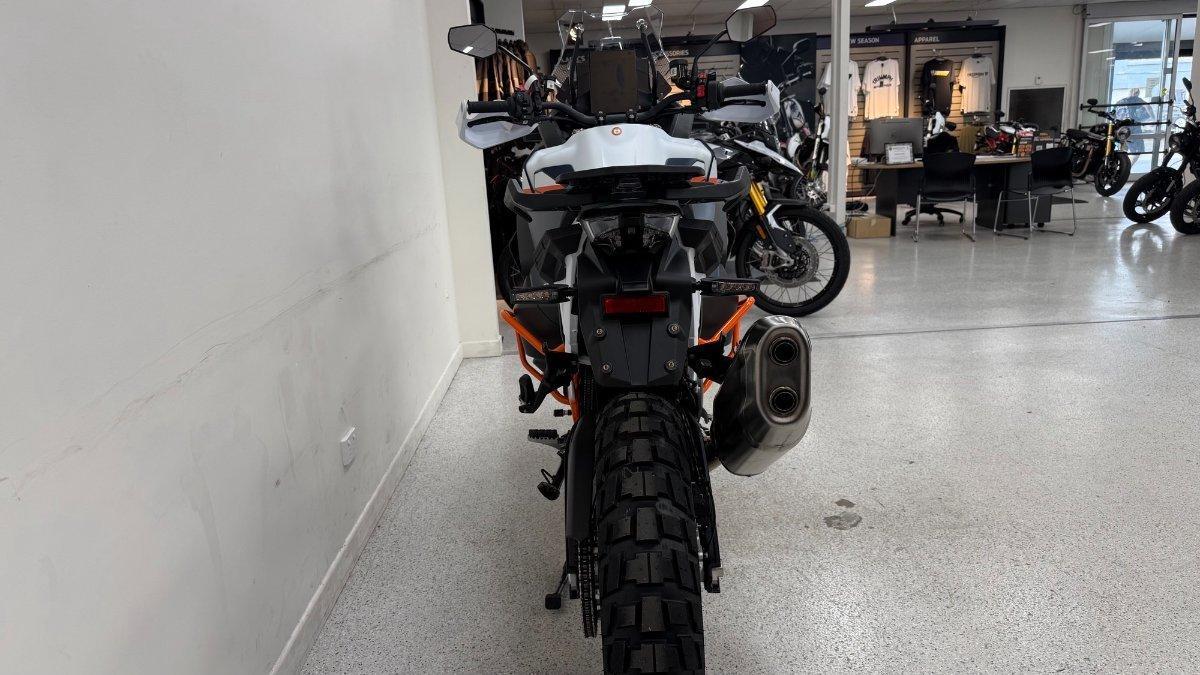 2026 KTM 1390 SUPER ADVENTURE R SPORTS