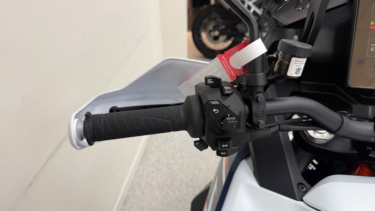 2026 KTM 1390 SUPER ADVENTURE R SPORTS