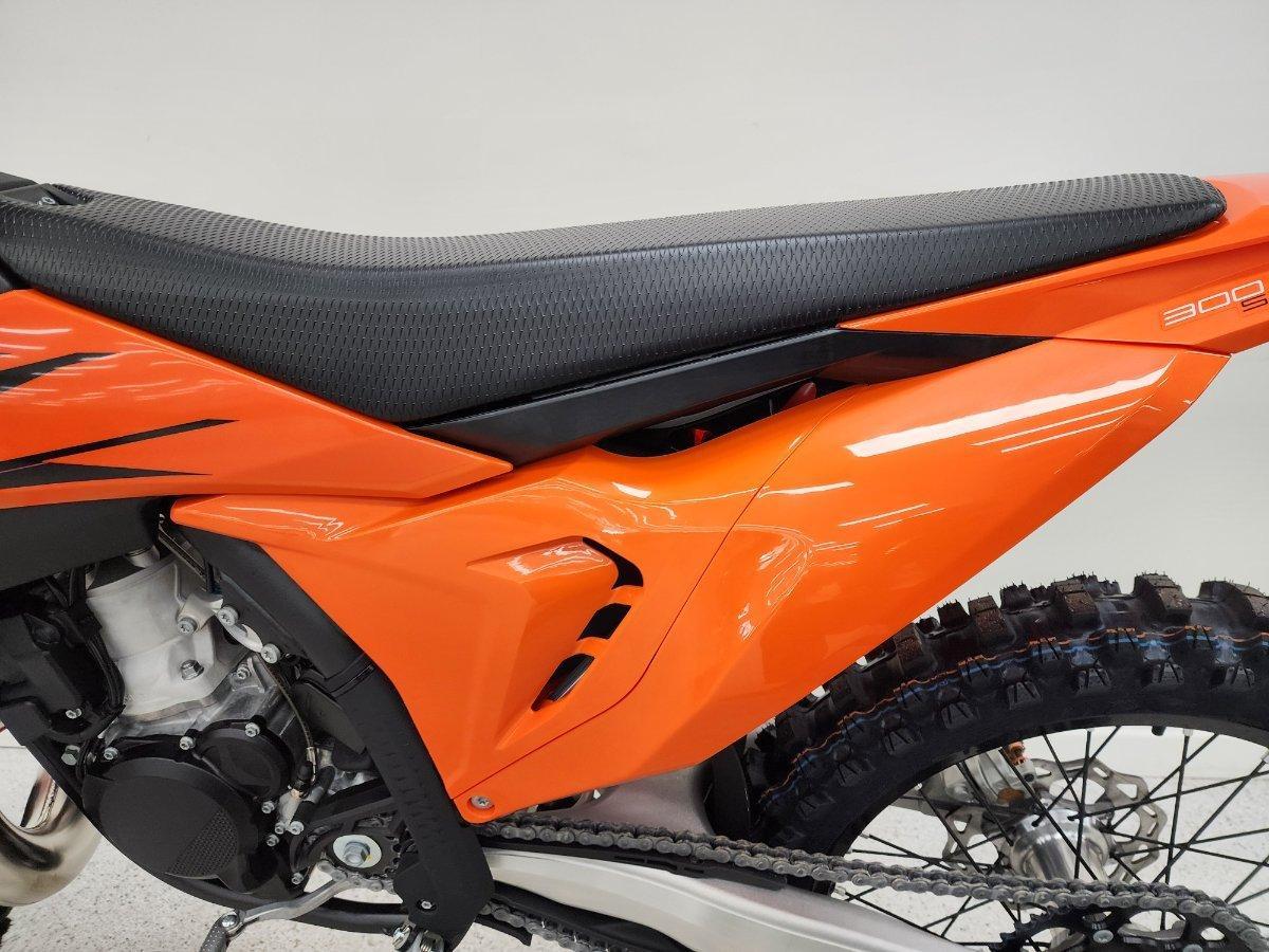 2026 KTM 300 SX MOTOCROSS