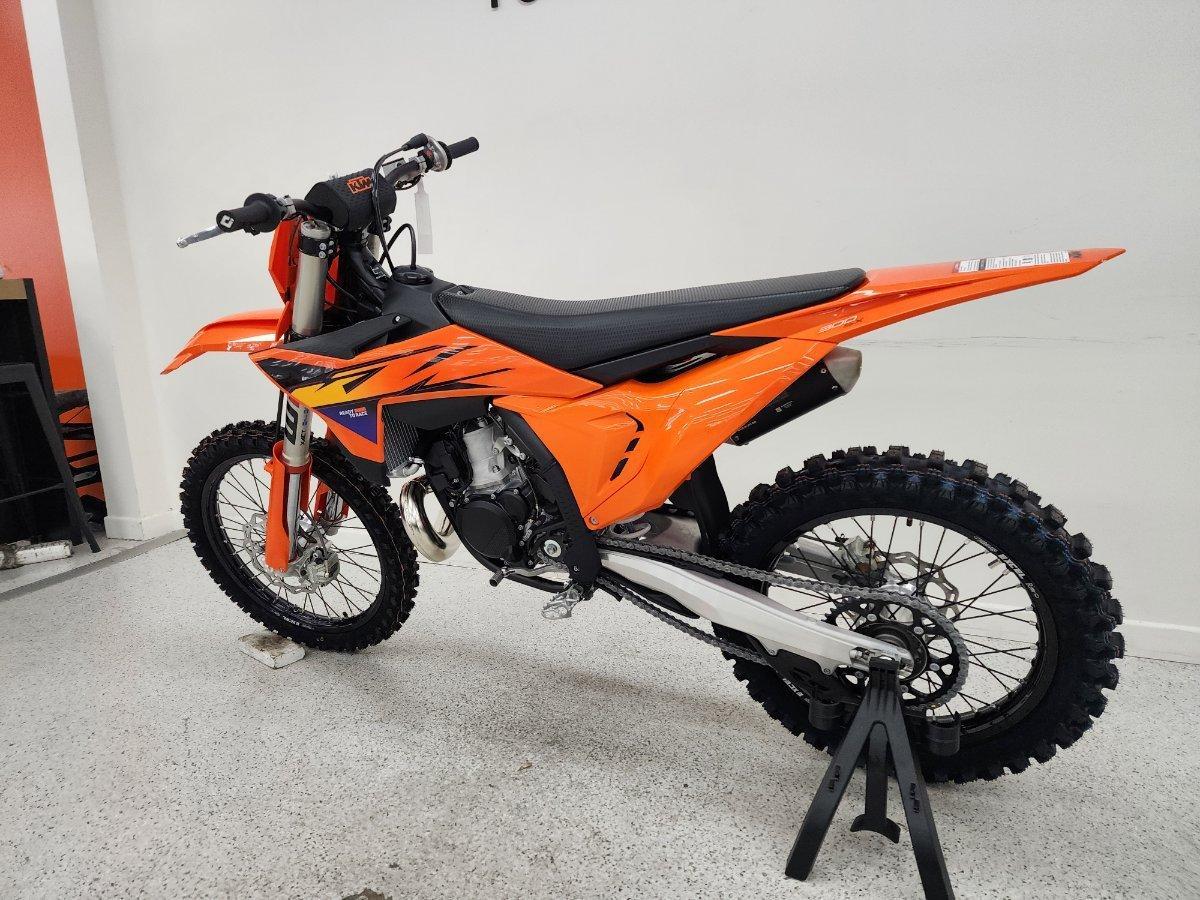 2026 KTM 300 SX MOTOCROSS