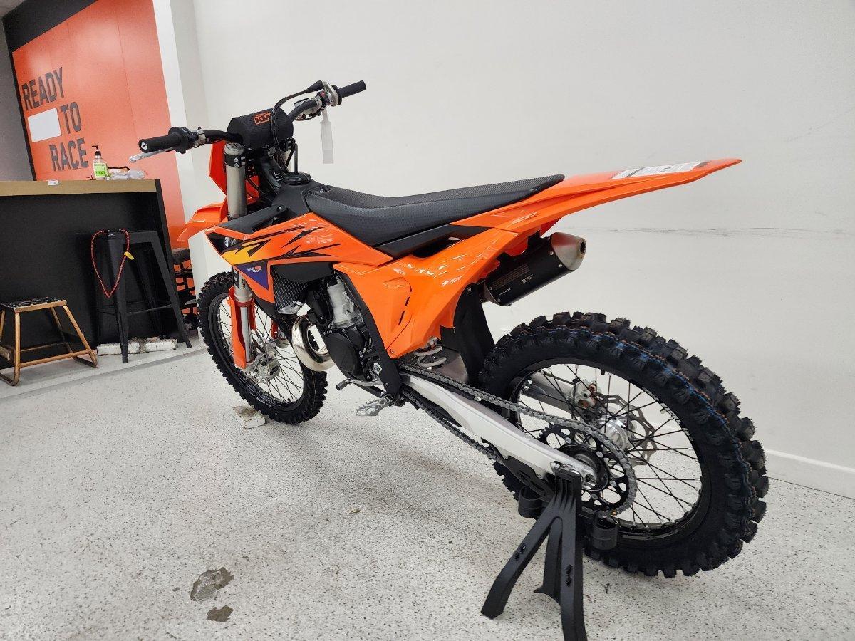 2026 KTM 300 SX MOTOCROSS