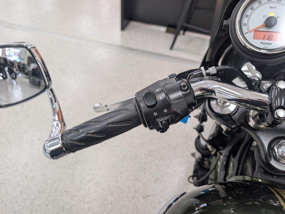 2013 TRIUMPH THRUXTON 900 ROAD