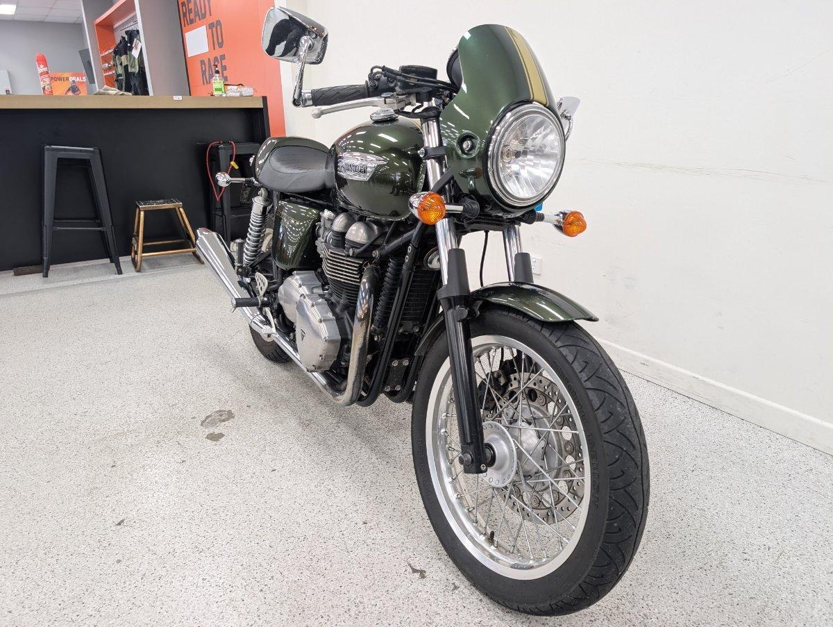 2013 TRIUMPH THRUXTON 900 ROAD