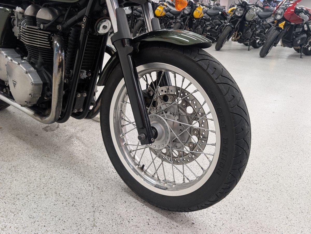 2013 TRIUMPH THRUXTON 900 ROAD