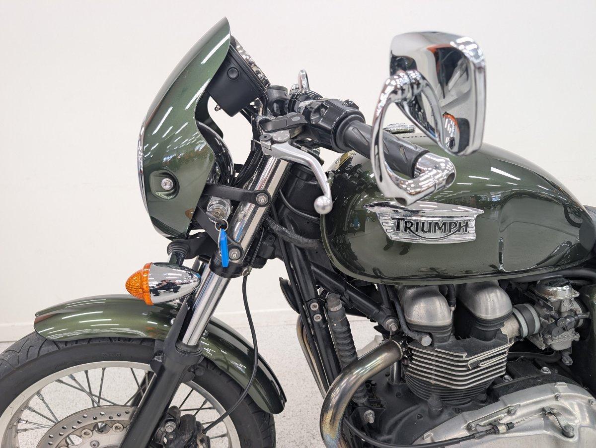 2013 TRIUMPH THRUXTON 900 ROAD