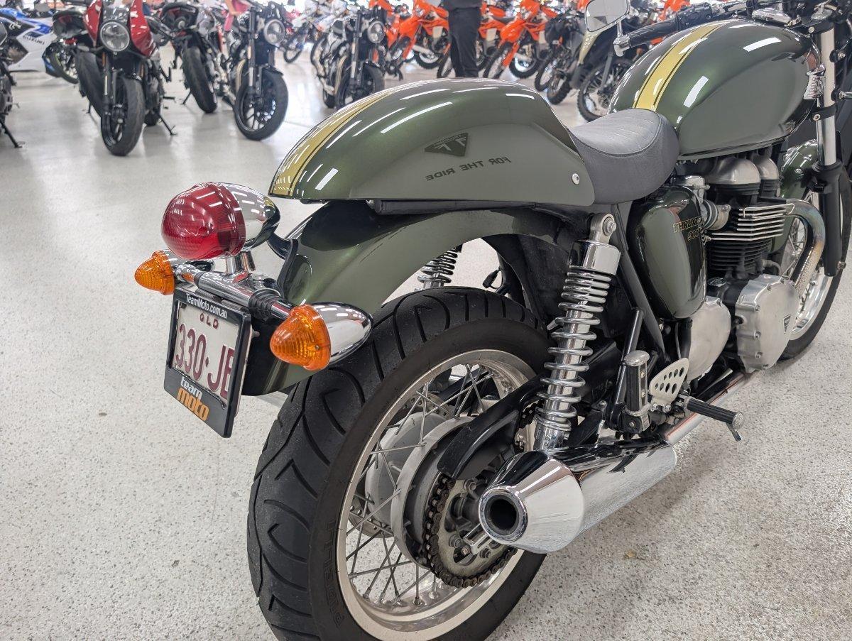 2013 TRIUMPH THRUXTON 900 ROAD