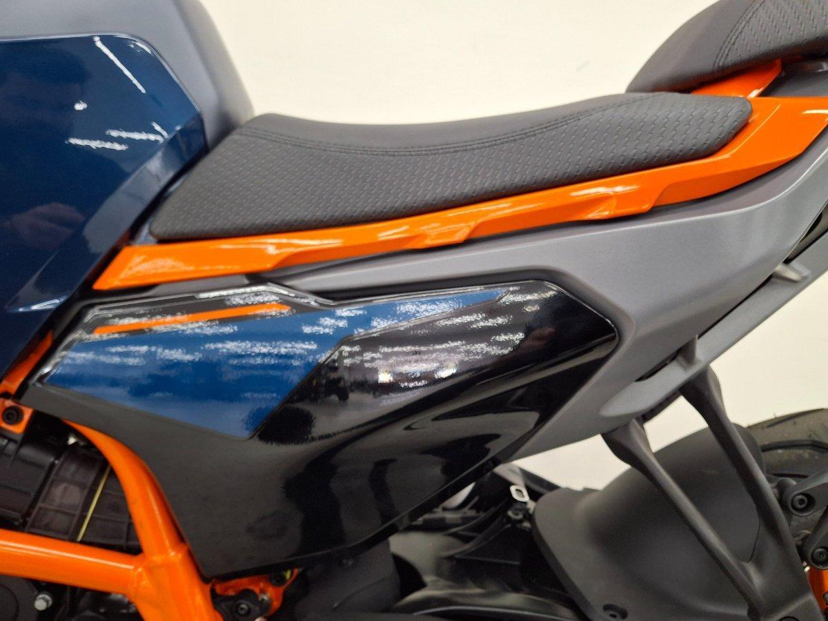 2025 KTM 390 DUKE ROAD