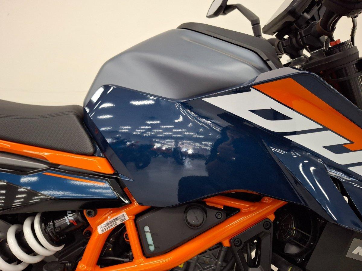 2025 KTM 390 DUKE ROAD