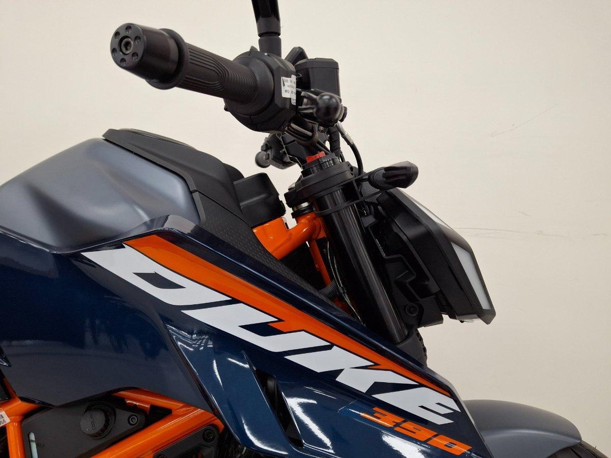 2025 KTM 390 DUKE ROAD