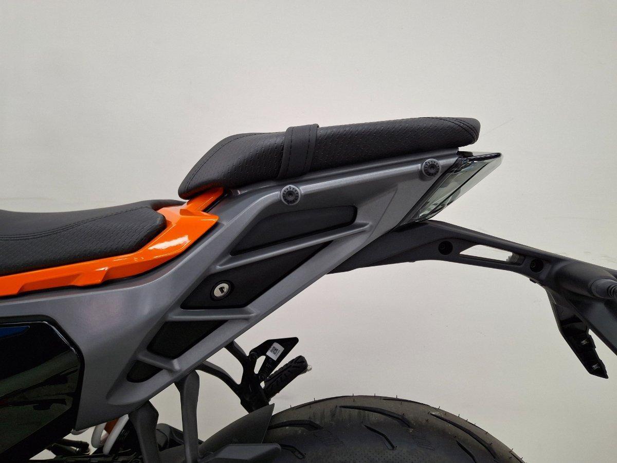 2025 KTM 390 DUKE ROAD
