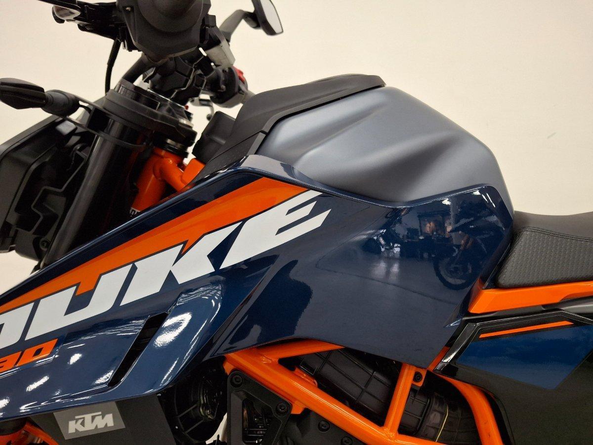 2025 KTM 390 DUKE ROAD
