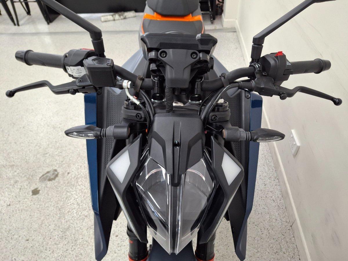 2025 KTM 390 DUKE ROAD