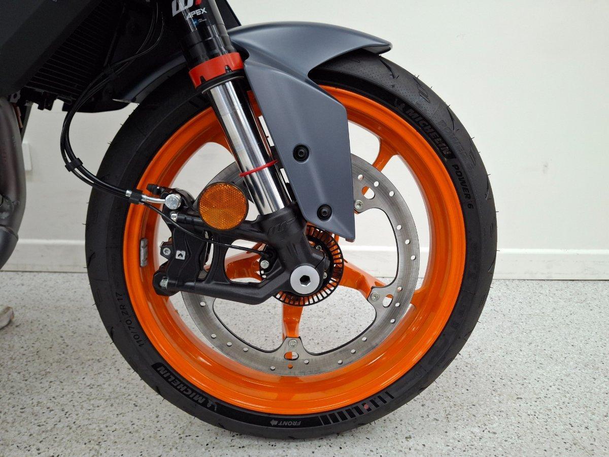 2025 KTM 390 DUKE ROAD