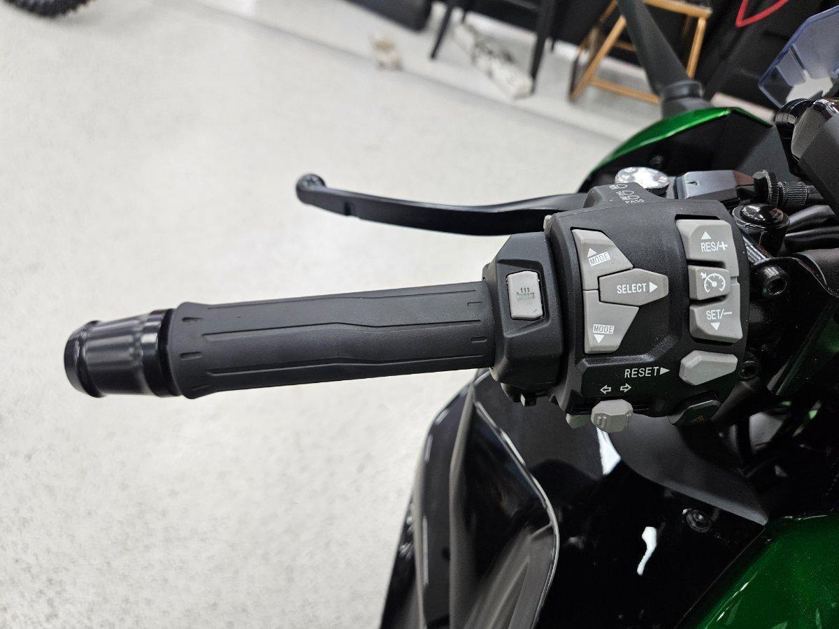2026 KAWASAKI NINJA 1100SX SPORTS
