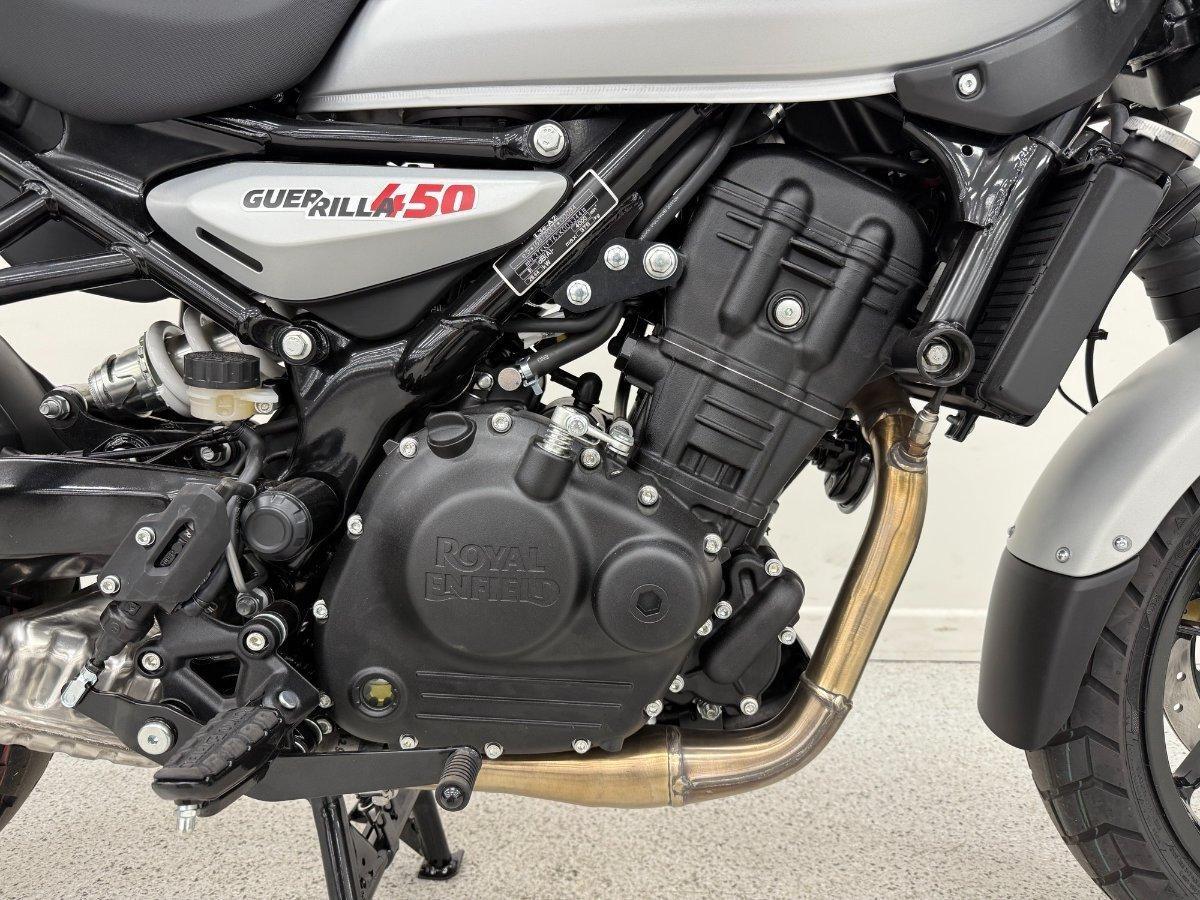 2026 ROYAL ENFIELD GUERILLA 450 ROAD