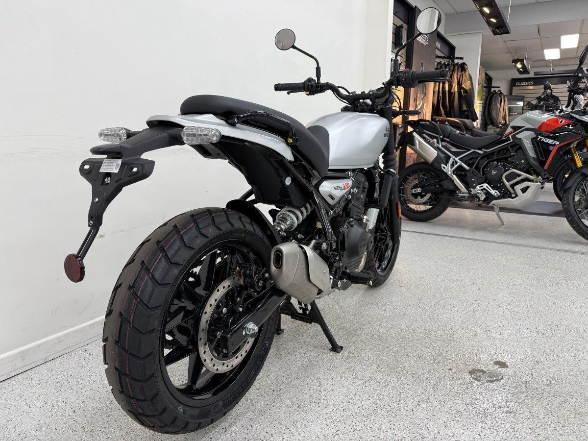 2026 ROYAL ENFIELD GUERILLA 450 ROAD