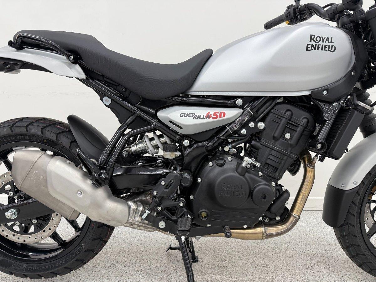2026 ROYAL ENFIELD GUERILLA 450 ROAD