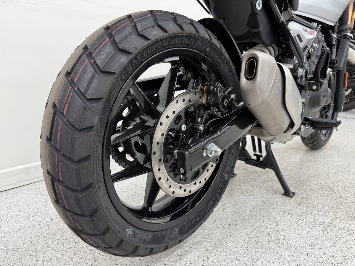 2026 ROYAL ENFIELD GUERILLA 450 ROAD