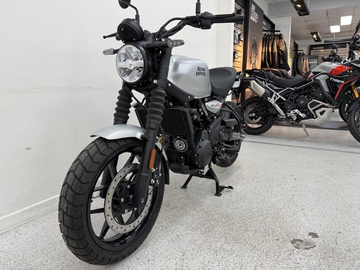 2026 ROYAL ENFIELD GUERILLA 450 ROAD