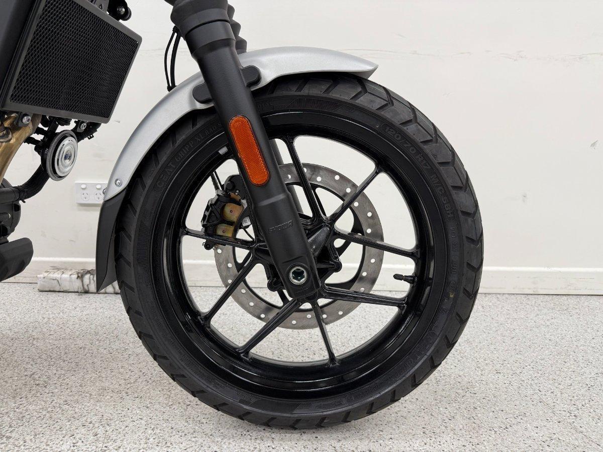 2026 ROYAL ENFIELD GUERILLA 450 ROAD