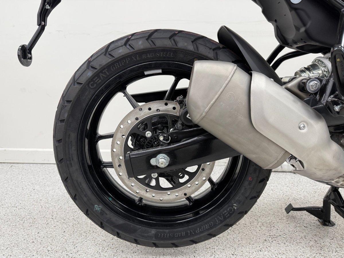 2026 ROYAL ENFIELD GUERILLA 450 ROAD