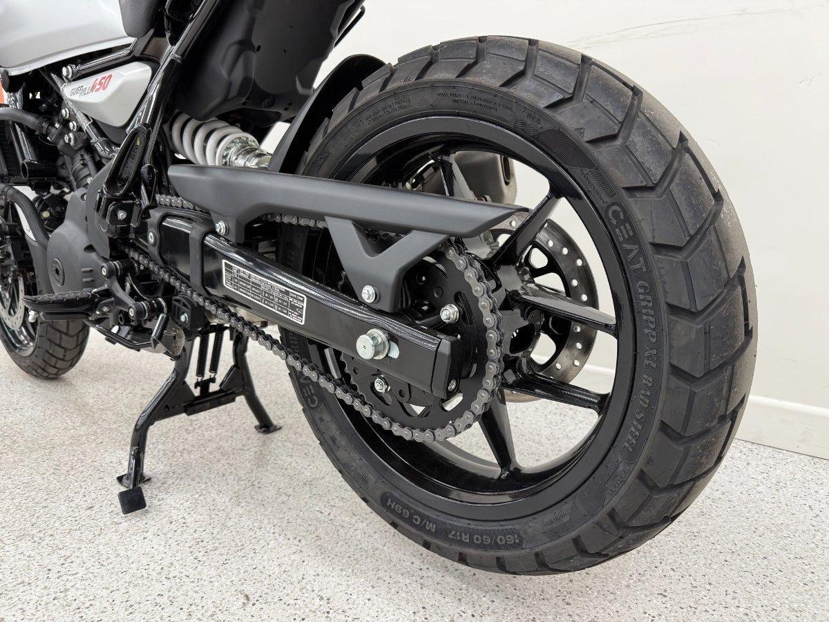 2026 ROYAL ENFIELD GUERILLA 450 ROAD