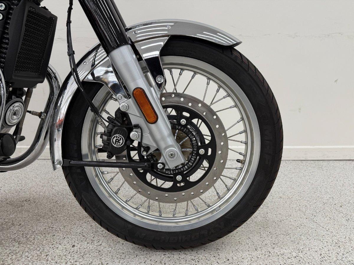 2025 ROYAL ENFIELD CLASSIC 650 ROAD